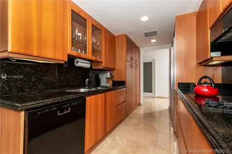Surfside FL 33154