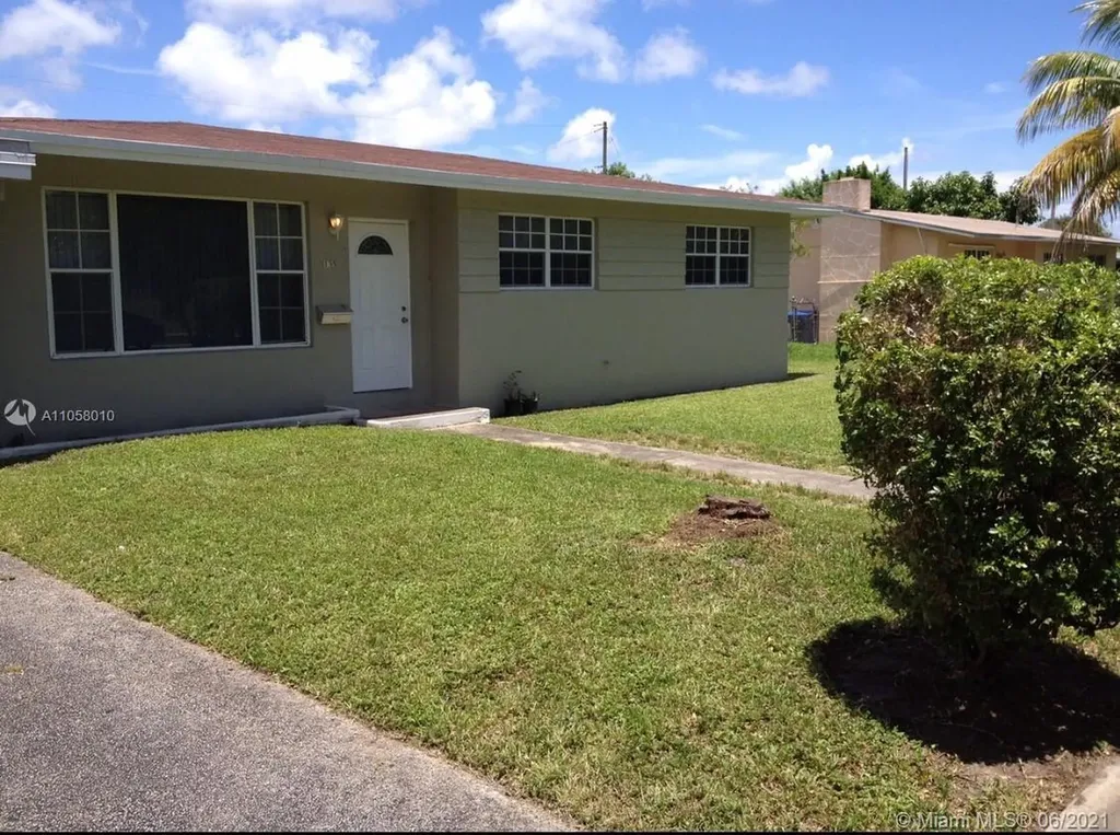 135 NE 191st Street Miami FL 33179
