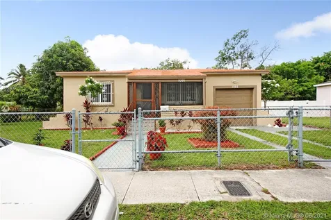 1066 NE 160th Terrace North Miami Beach FL 33162