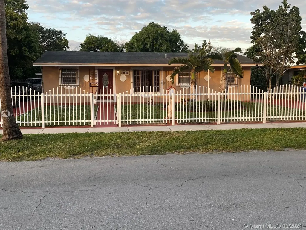 4845 NW 184th Terrace Miami Gardens FL 33055