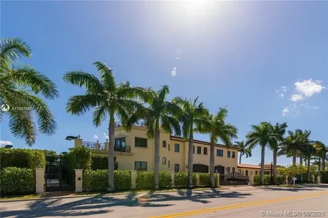 10055 W Broadview Drive Bay Harbor Islands FL 33154