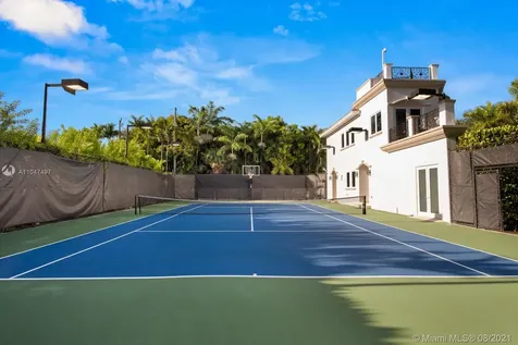 10055 W Broadview Drive Bay Harbor Islands FL 33154