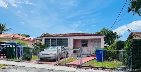 255 NW 41st Avenue Miami FL 33126