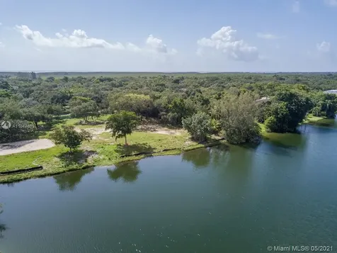 10640 Lakeside Drive Coral Gables FL 33156