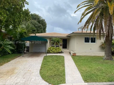 9557 Carlyle Avenue Surfside FL 33154