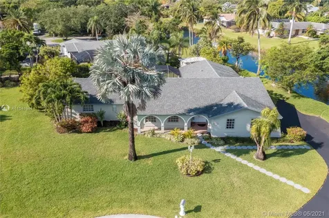 7720 SW 168th Terrace Palmetto Bay FL 33157