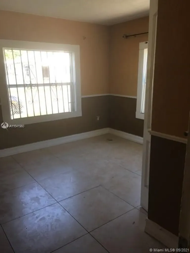 1454 NW 68th Terrace Miami FL 33147