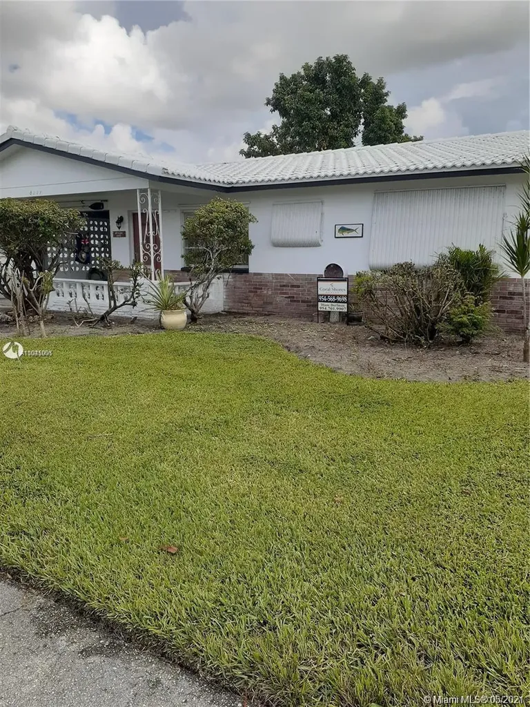8111 NW 59th Street Tamarac FL 33321