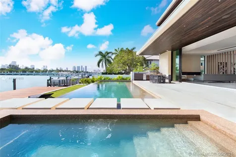 160 S Hibiscus Drive Miami Beach FL 33139