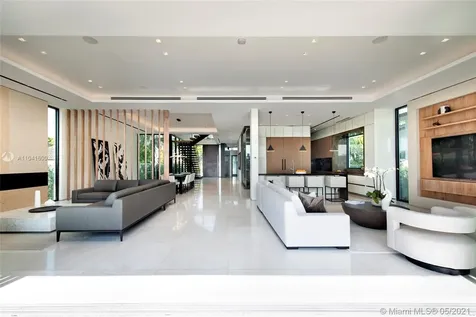 160 S Hibiscus Drive Miami Beach FL 33139