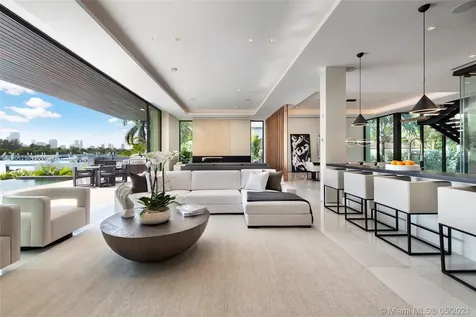 160 S Hibiscus Drive Miami Beach FL 33139
