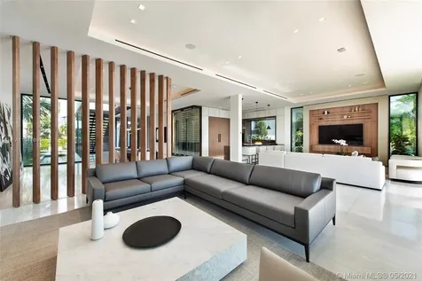 160 S Hibiscus Drive Miami Beach FL 33139