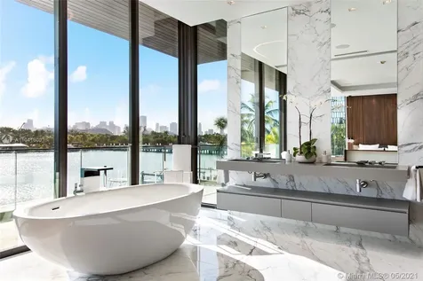 160 S Hibiscus Drive Miami Beach FL 33139