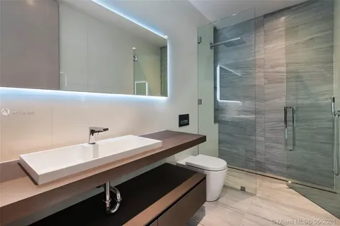 160 S Hibiscus Drive Miami Beach FL 33139
