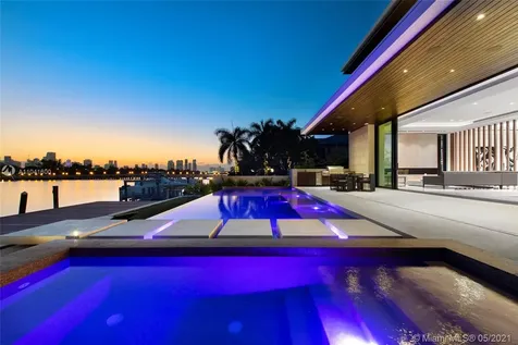 160 S Hibiscus Drive Miami Beach FL 33139