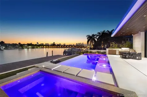 160 S Hibiscus Drive Miami Beach FL 33139