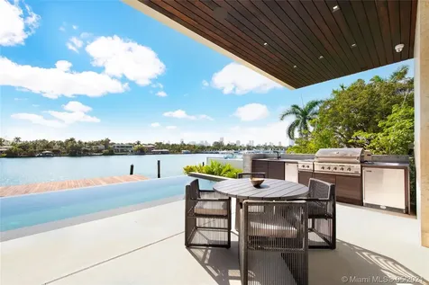 160 S Hibiscus Drive Miami Beach FL 33139