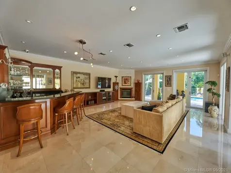277 Galeon Court Coral Gables FL 33143