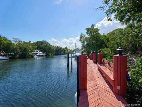 277 Galeon Court Coral Gables FL 33143