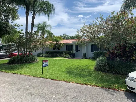 15425 SW 89th Court Palmetto Bay FL 33157