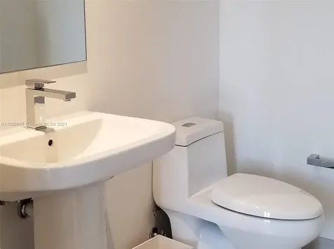 4010 S Ocean Drive Hollywood FL 33019