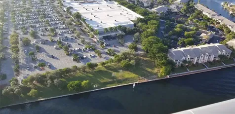 4010 S Ocean Drive Hollywood FL 33019