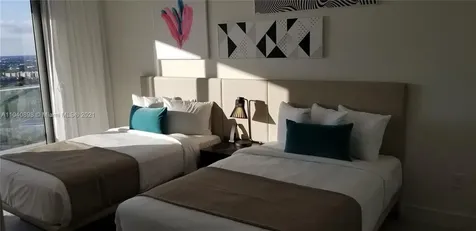 4010 S Ocean Drive Hollywood FL 33019