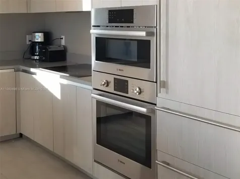 4010 S Ocean Drive Hollywood FL 33019