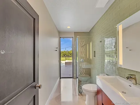 2255 SW 105th Terrace Davie FL 33324