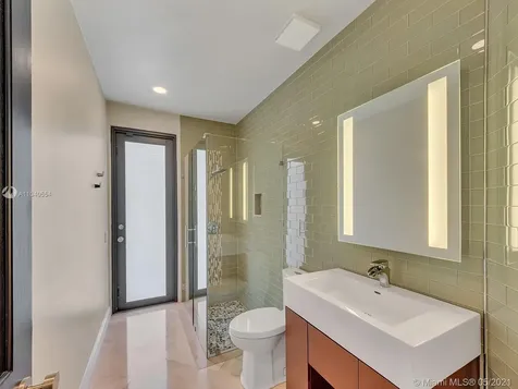 2255 SW 105th Terrace Davie FL 33324