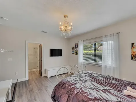 2255 SW 105th Terrace Davie FL 33324