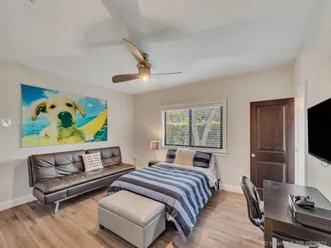 2255 SW 105th Terrace Davie FL 33324