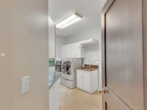 2255 SW 105th Terrace Davie FL 33324