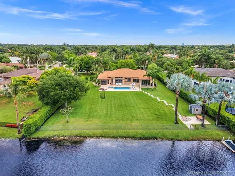 2255 SW 105th Terrace Davie FL 33324