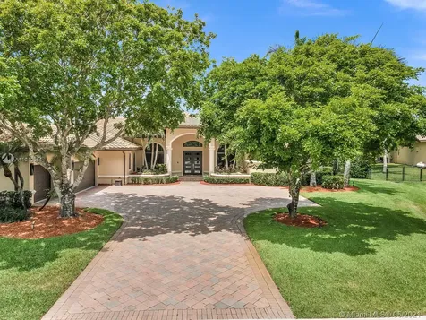 2255 SW 105th Terrace Davie FL 33324