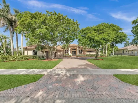 2255 SW 105th Terrace Davie FL 33324