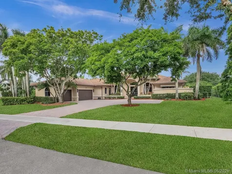 2255 SW 105th Terrace Davie FL 33324