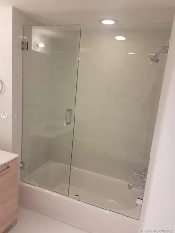 16385 Biscayne Boulevard North Miami Beach FL 33160