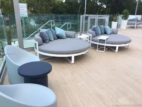 16385 Biscayne Boulevard North Miami Beach FL 33160