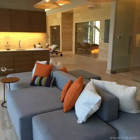 16385 Biscayne Boulevard North Miami Beach FL 33160