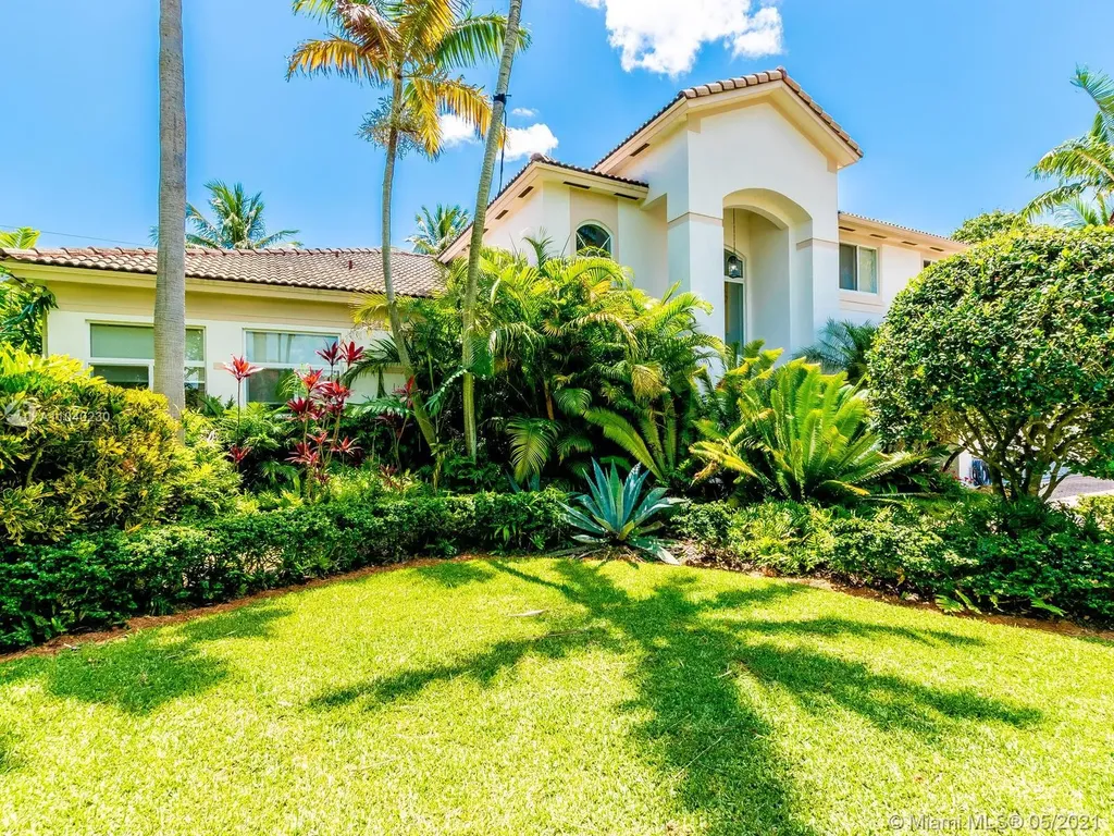 13601 SW 84th Court Palmetto Bay FL 33158