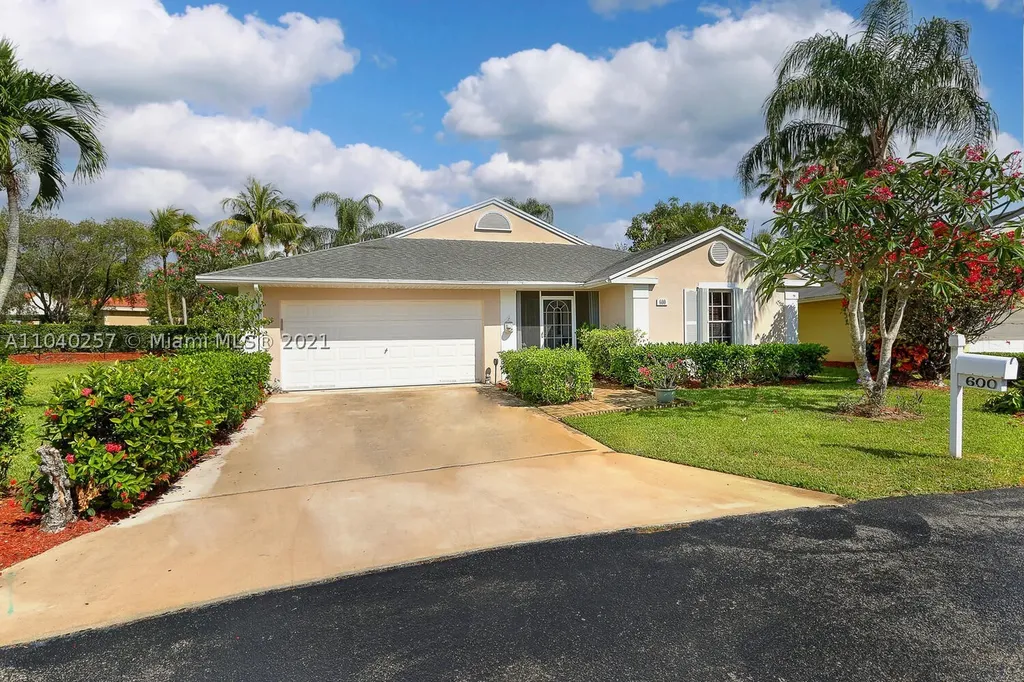600 SE 27th Lane Homestead FL 33033