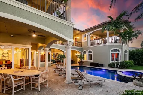 5561 NE 33rd Avenue Fort Lauderdale FL 33308