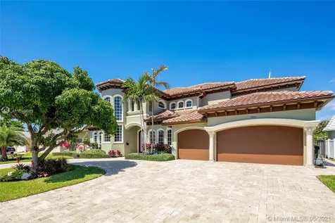 5561 NE 33rd Avenue Fort Lauderdale FL 33308