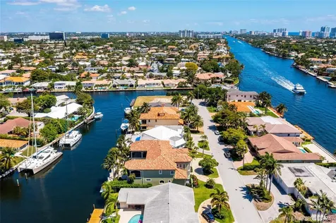5561 NE 33rd Avenue Fort Lauderdale FL 33308