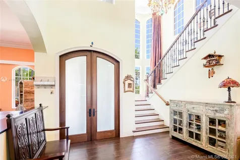 5561 NE 33rd Avenue Fort Lauderdale FL 33308