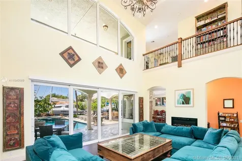 5561 NE 33rd Avenue Fort Lauderdale FL 33308