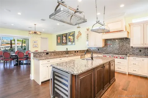 5561 NE 33rd Avenue Fort Lauderdale FL 33308
