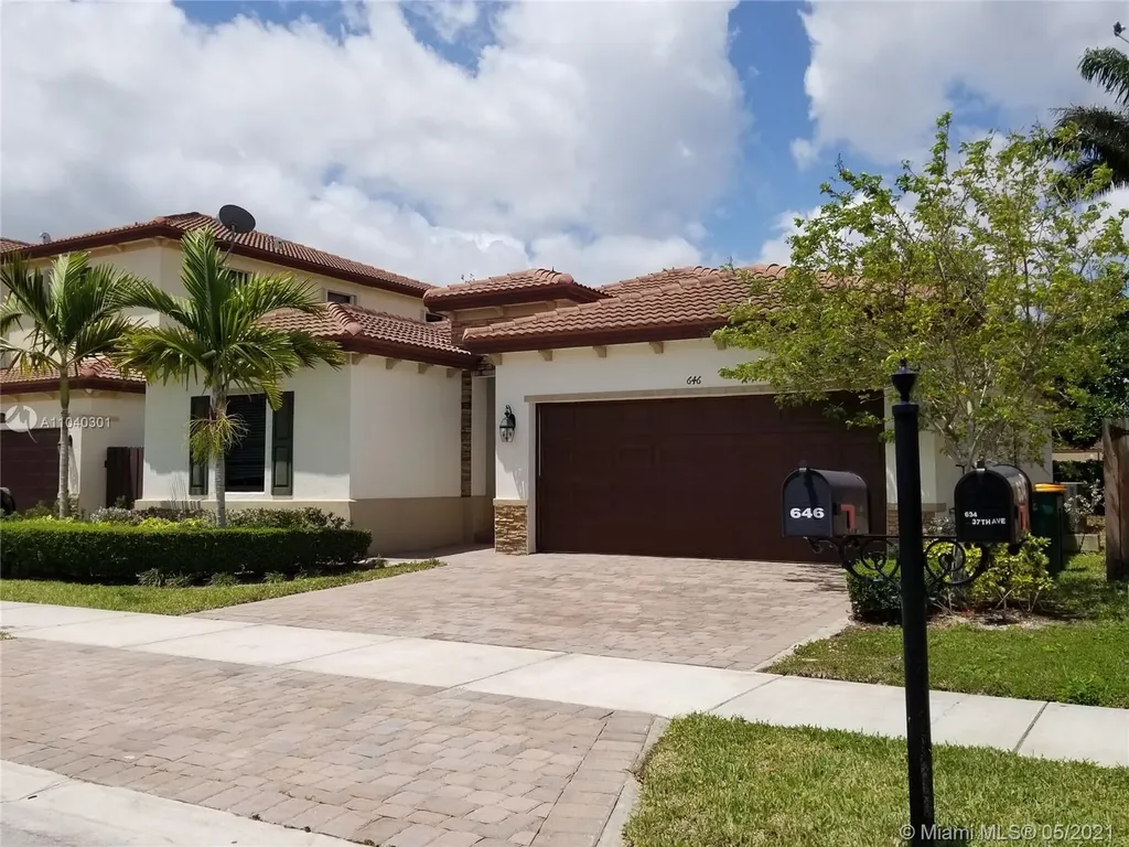 646 SE 37th Avenue Homestead FL 33033