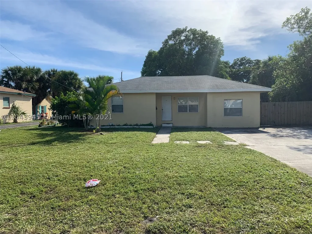 47 W 11th Street Riviera Beach FL 33404
